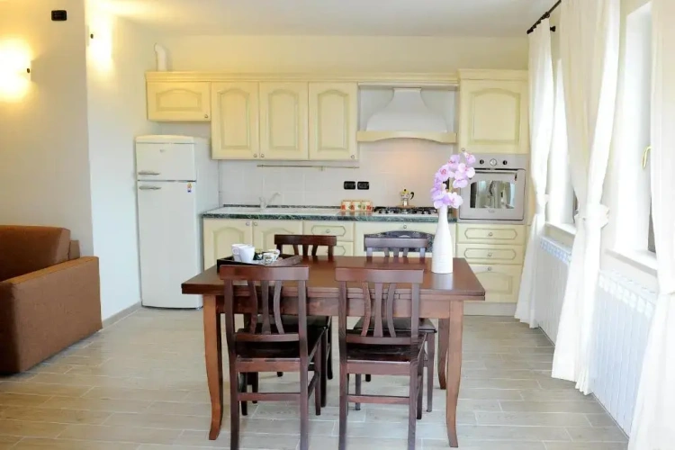 1 Bedroom Apartment
