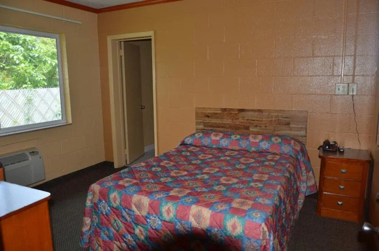 El Camino Motel