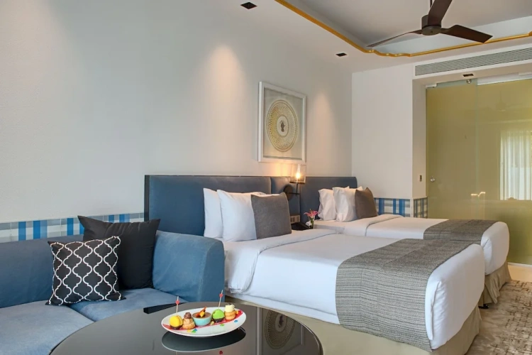 Premium Twin room with balcony