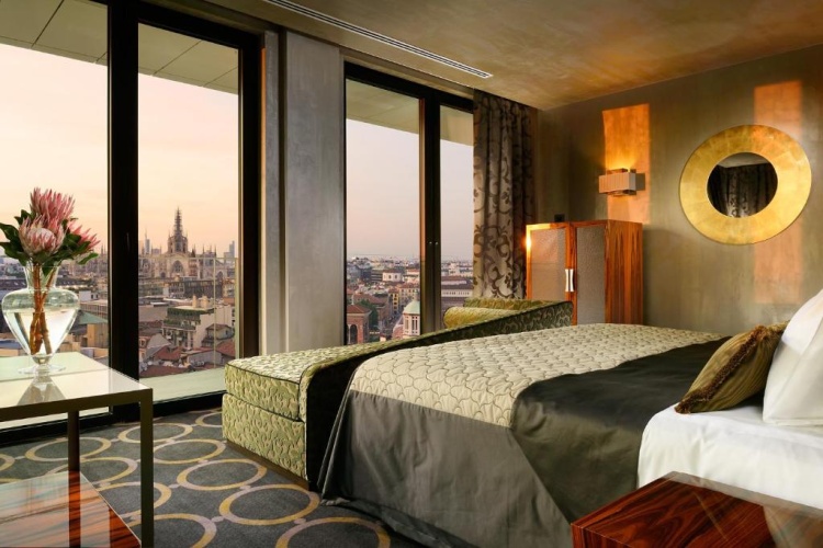 Presidential Double Suite with Duomo view