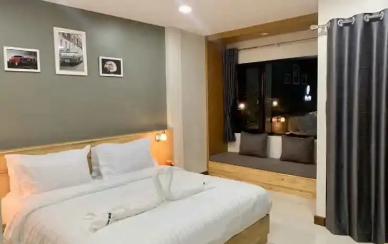 Add Ubon Hotel