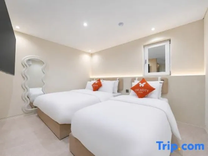 Premium Triple room