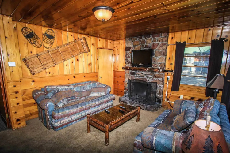 Shore Acres Lodge