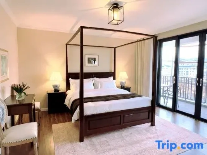1 Bedroom Standard Double room with balcony and with river view