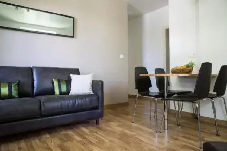 La Roseraie Apartment