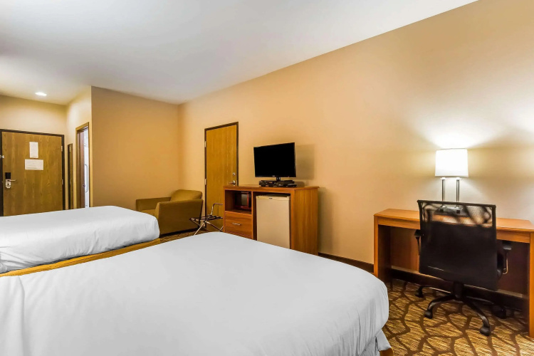 Quality Inn & Suites