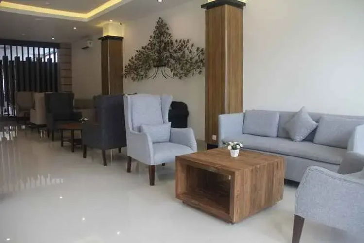 LARIZ Depari Hotel
