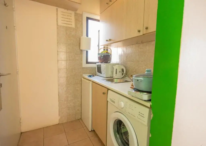 Ayia Napa Studio CHR 221