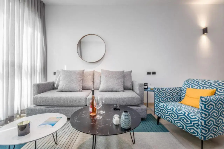 Charming 1 BDR with balcon close to Hilton beach