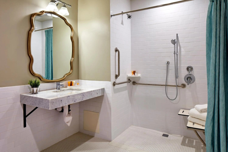 Glorietta Bay Inn photo 10