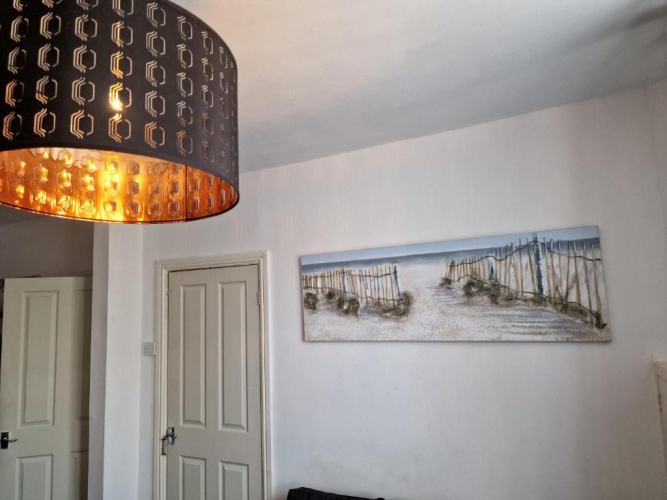 2 Bedrooms Cottage