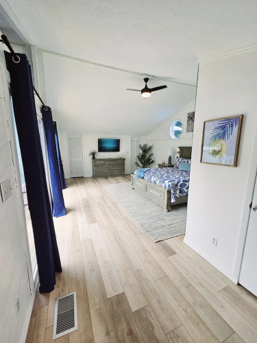 Manatee Cove Compound Retreat Star5vaca