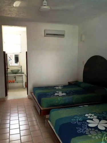 4 Bedrooms Standard Family room