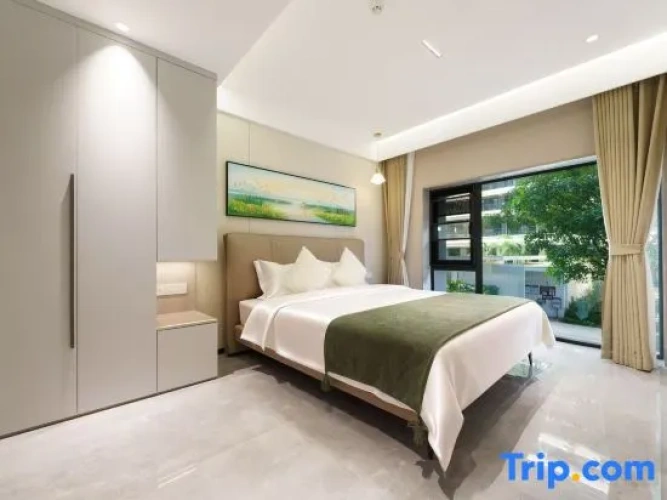 3 Bedrooms Business room