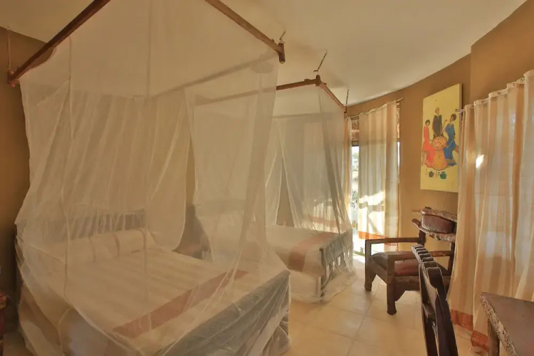 Emerald Lodge Turmi