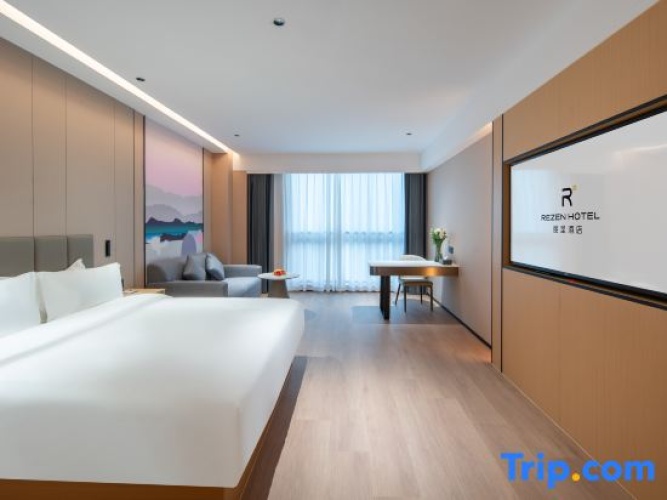 Deluxe Double room with garden view