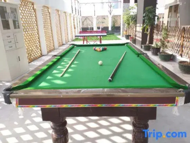 Jinbaiyi International Hotel