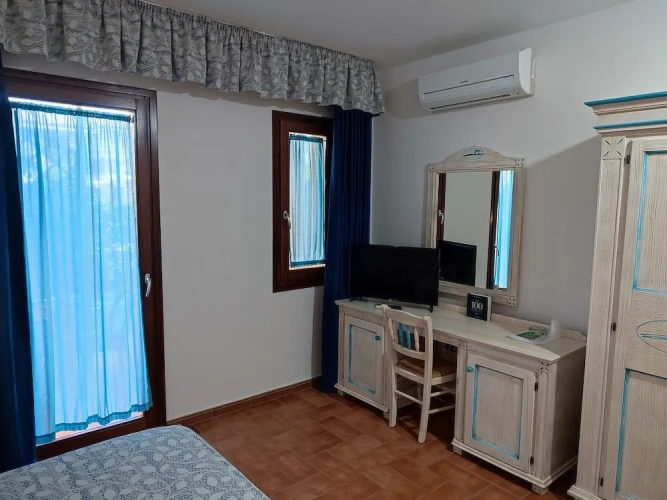 Comfort room