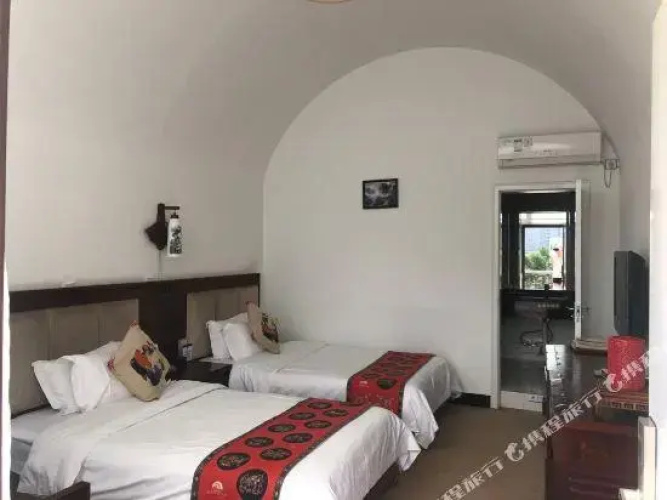 Yaoyuan Holiday Hotel