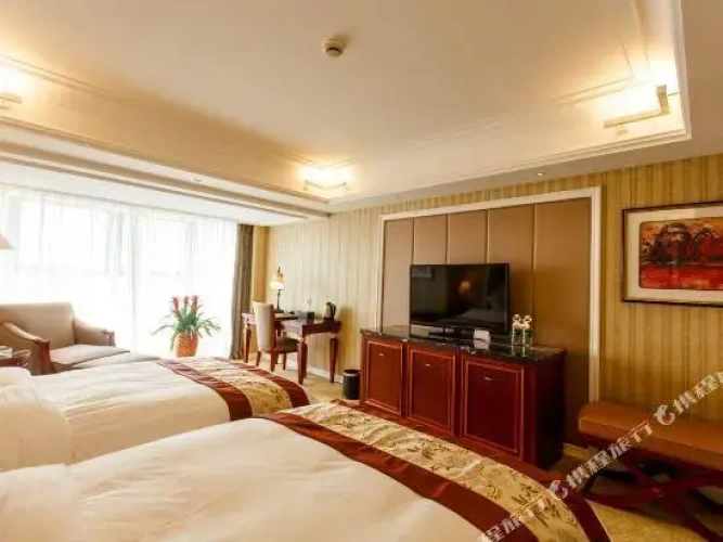 Standard Double room with view