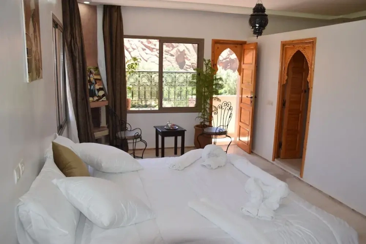 Standard Quadruple Family room