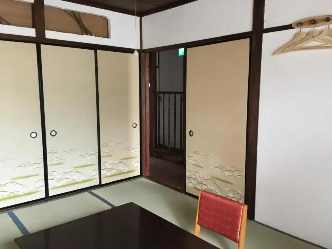 Standard Triple room