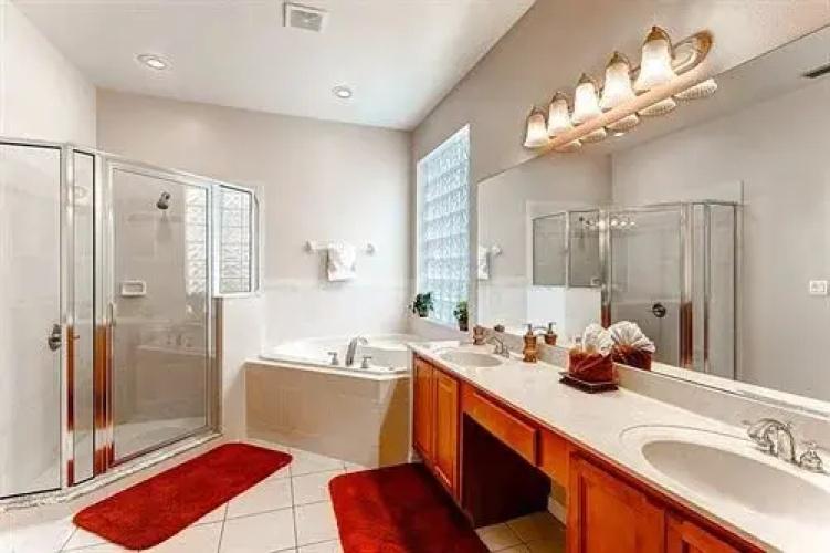Tropical Escape Silver Collection Homes