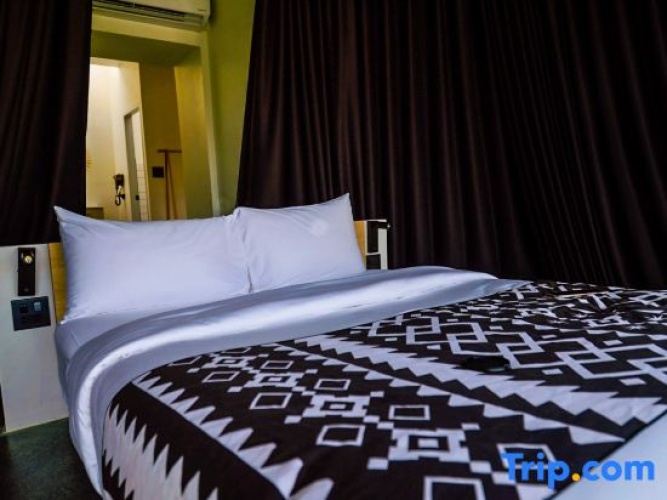 2 Bedrooms Double Family Villa