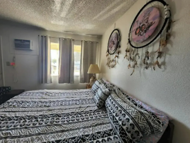 Columbia Inn Motel CA 49