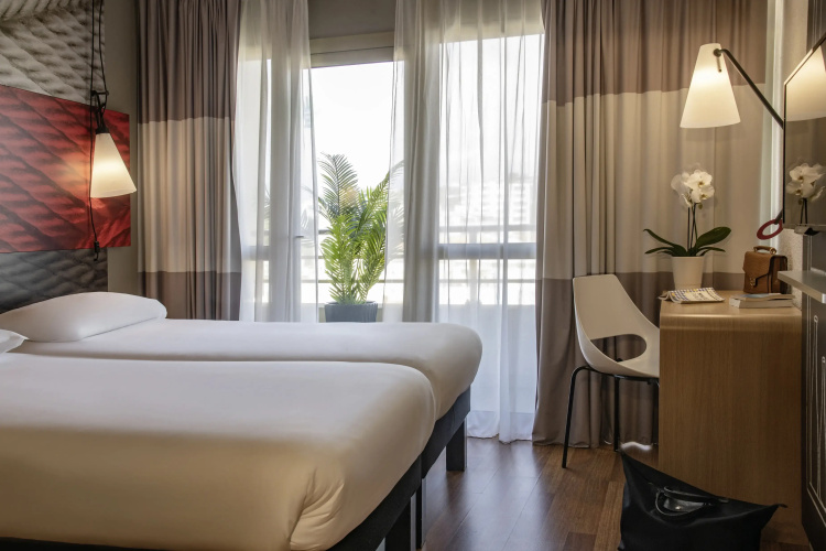 ibis Cannes Plage La Bocca