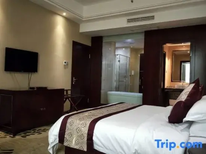 Deluxe Double Suite