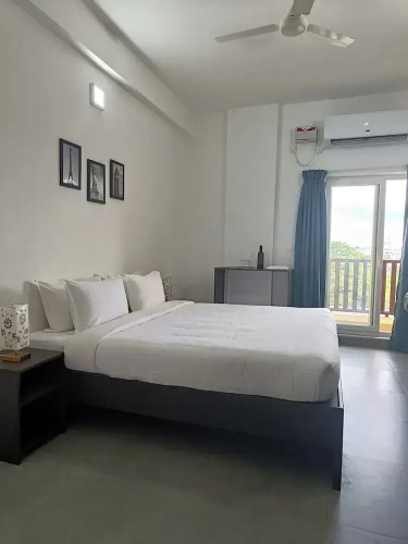 Hotel Auro Maison