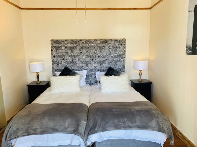 Mimosa Lodge