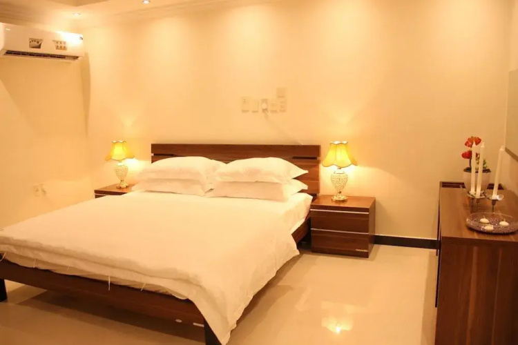 White Suite Aparthotel
