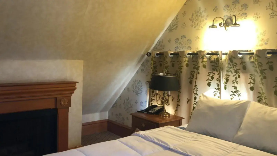 Pacific Grove Inn