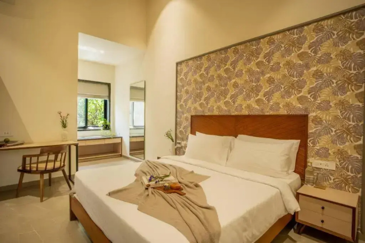 Cloud7 Waves Luxury 4 BHK Villa by Elivaas