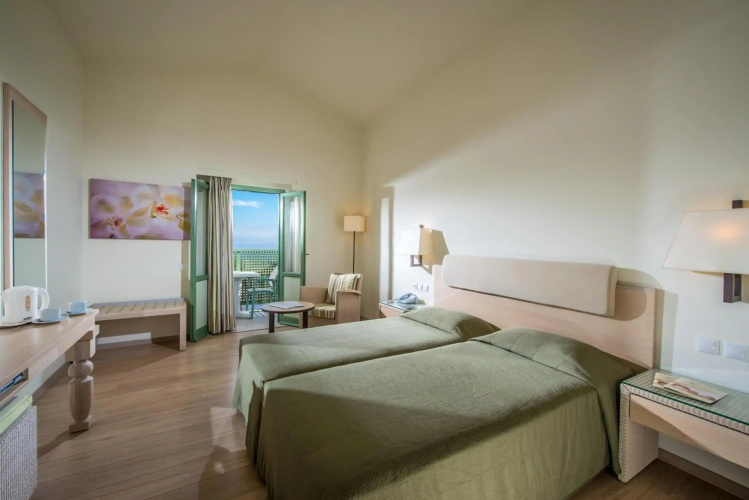 Silva Beach Hotel