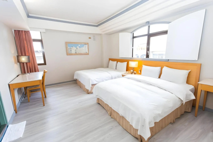 Ardi Hotel