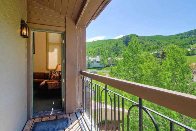 Highlands Lodge
