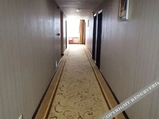 Yunkai Business Hotel