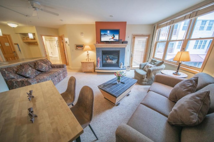 1 Bedroom Apartment