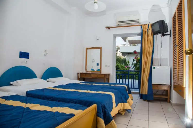 Kiani Akti Hotel