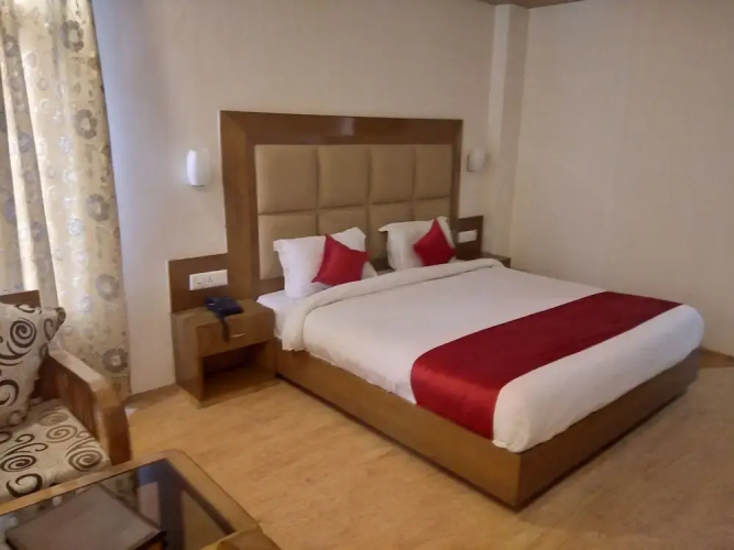 OYO 14242 Manali Mantra