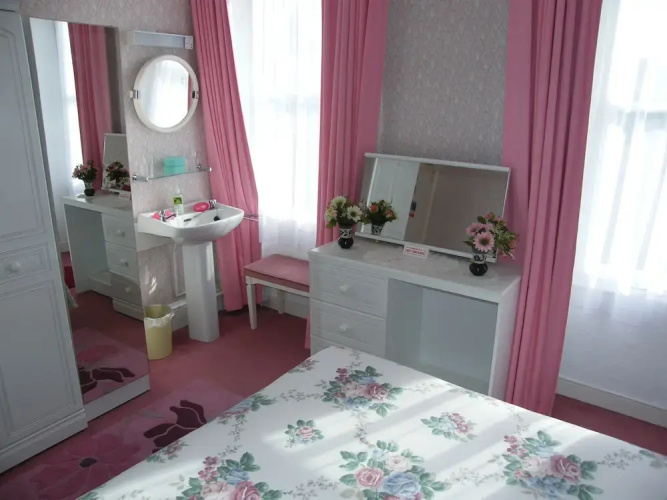 El Tabora Guest House