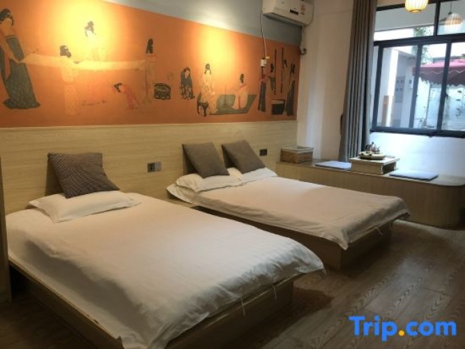 Standard Double room with balcony and with mountain view