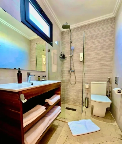 2 Bedrooms Deluxe Family room