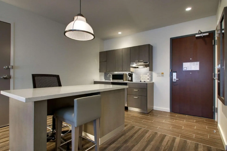 Double Studio Kitchen Suite