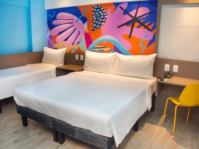 Standard Triple room