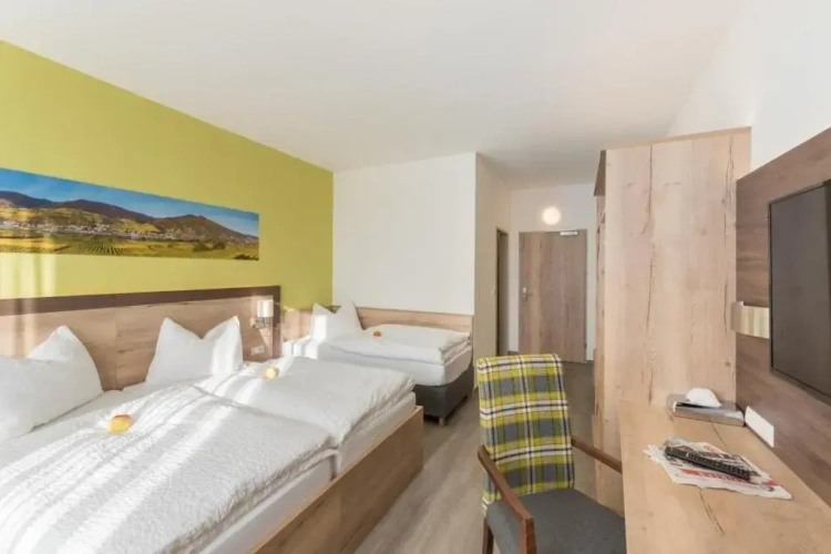 Deluxe Triple room