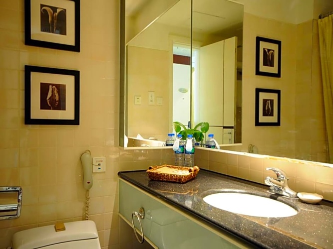 Standard Twin room with view